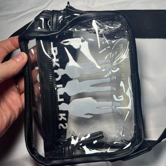 The Jonas Brothers Five Albums Every Night Clear Crossbody Bag VIP Exclusive - Picture 4 of 4
